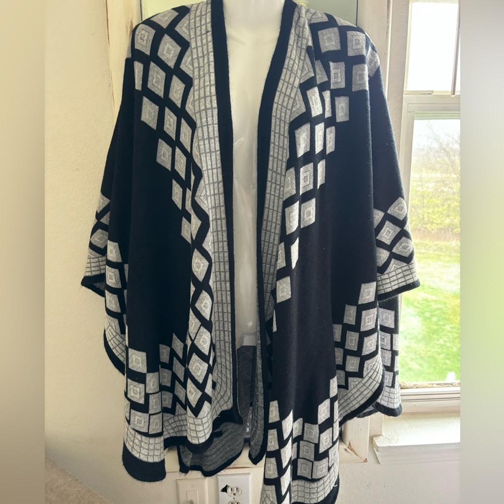 Ellie Kate poncho